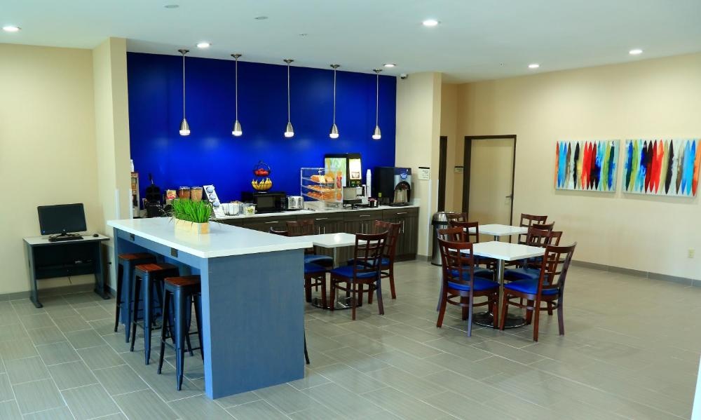 Americas Best Value Inn & Suites Prairieville
